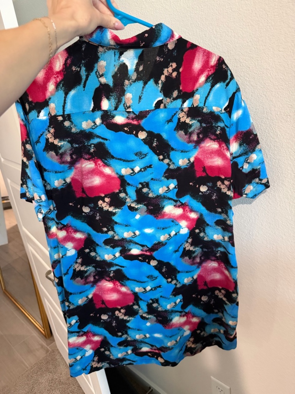 Men’s button up - Picture 5 of 5